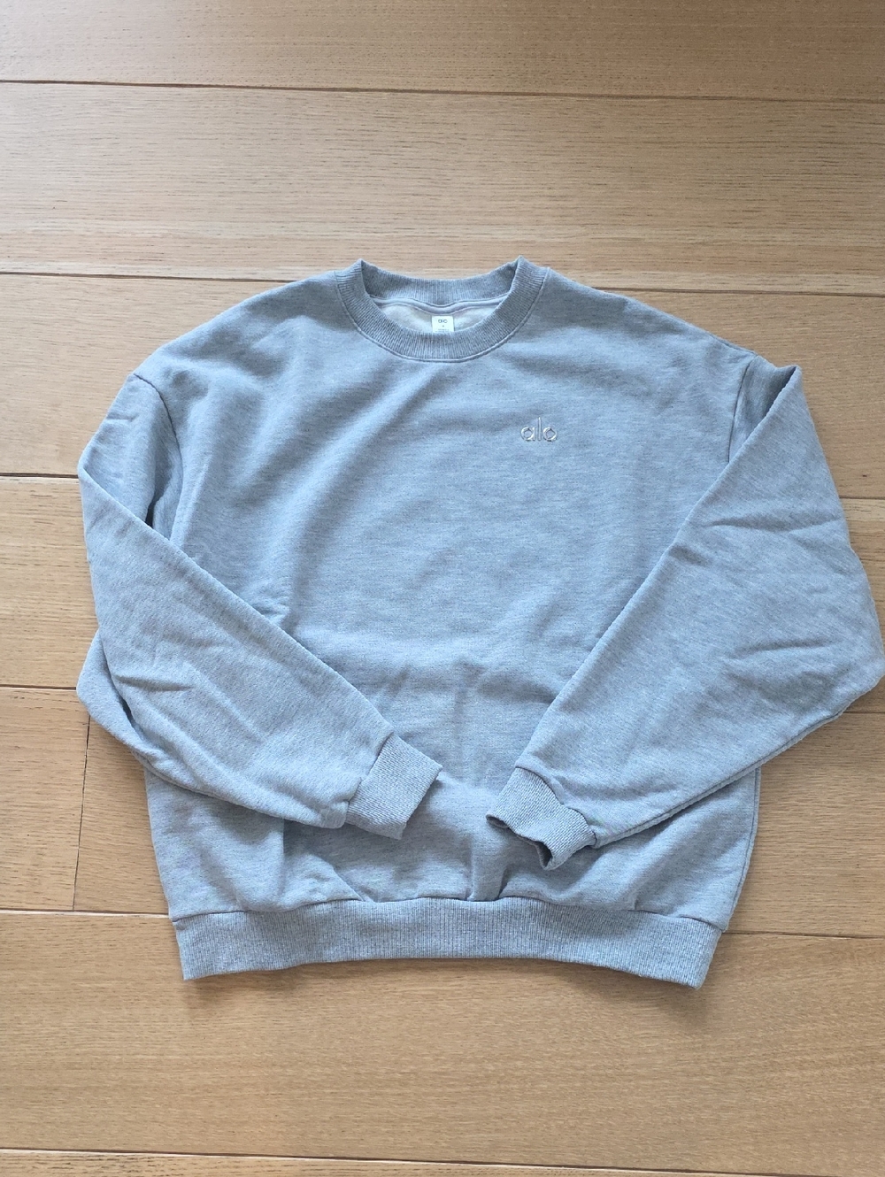 ALO Yoga Light Gray Crewneck Sweatshirt with Subtle Logo